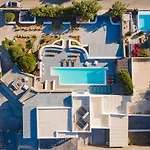 Vila Infinium One, Sunset Views 10' From Mykonos Town! *