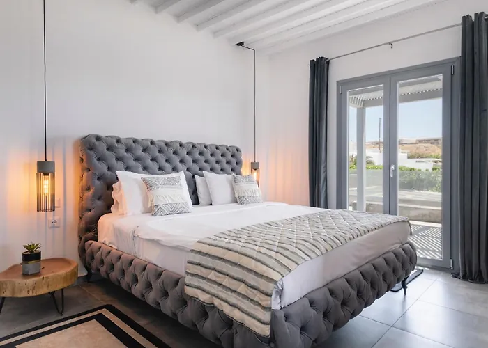 Infinium One, Sunset Views 10' From Mykonos Town!