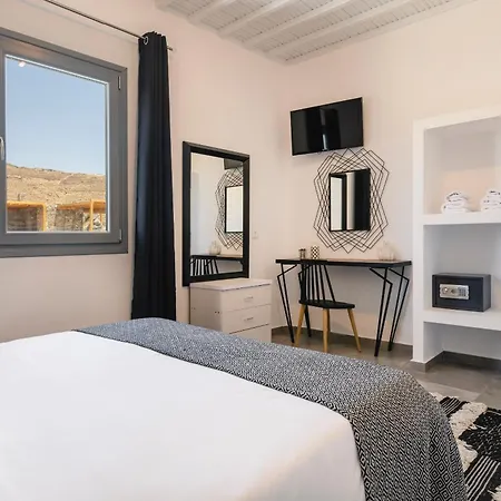 Villa Infinium One, Sunset Views 10' From Mykonos Town! *