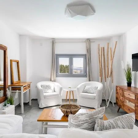 Infinium One, Sunset Views 10' From Mykonos Town! Вилла