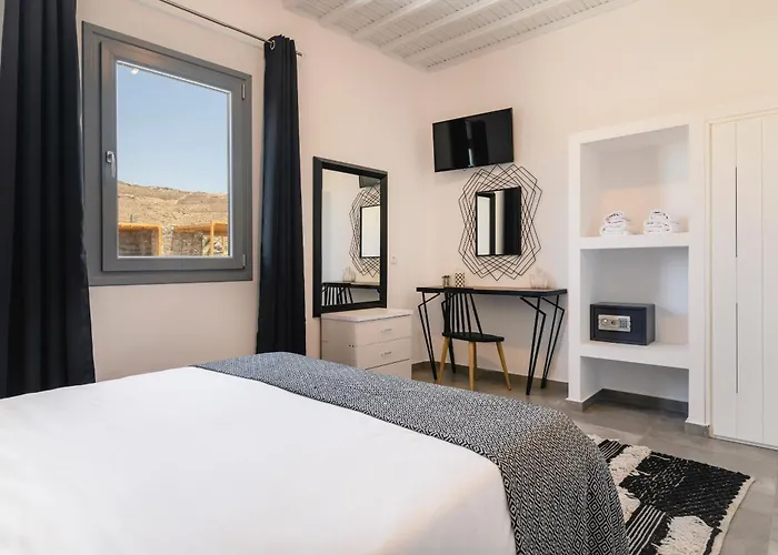 Вилла Infinium One, Sunset Views 10' From Mykonos Town! *