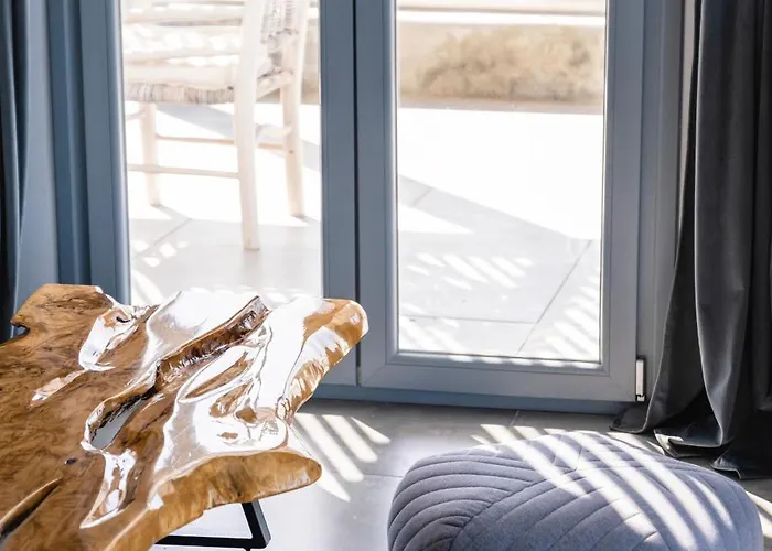 Infinium One, Sunset Views 10' From Mykonos Town! Villa *